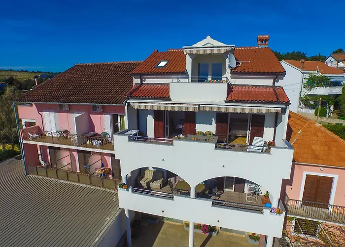 Апартаменты Ivka A2 Петрчане