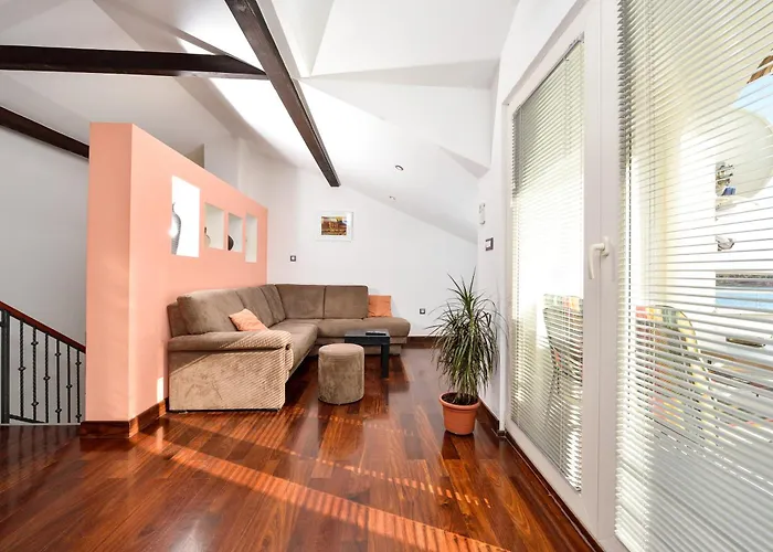 Ivka A2 Апартаменты Петрчане